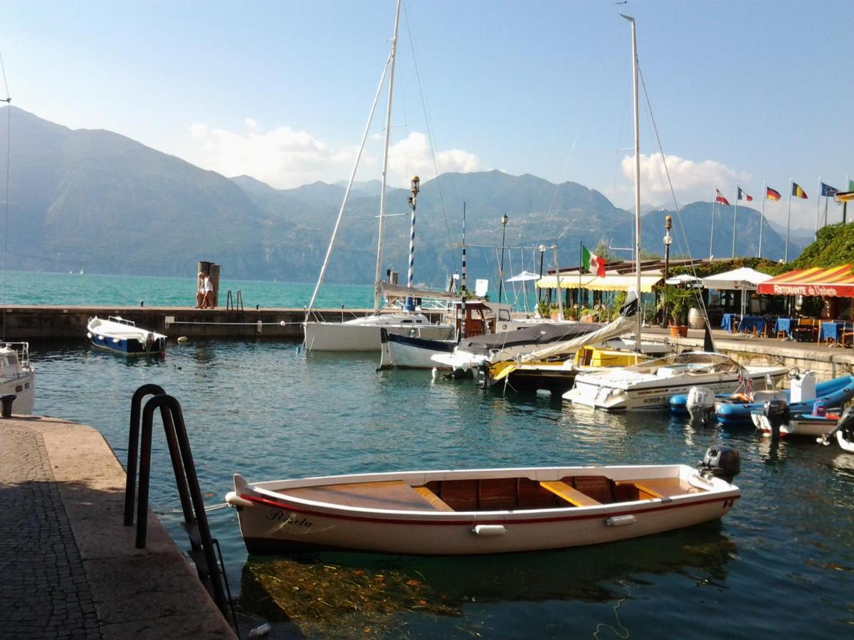Hotel Danieli La Castellana Lago Di Garda Brenzone sul Garda Bagian luar foto
