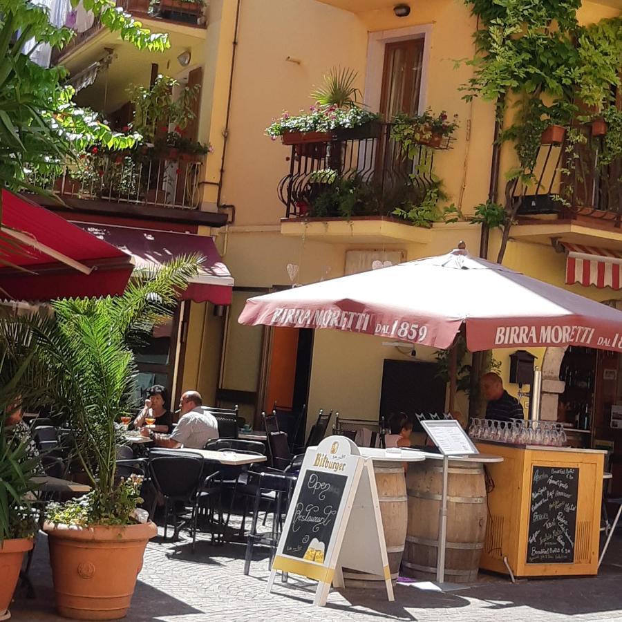 Hotel Danieli La Castellana Lago Di Garda Brenzone sul Garda Bagian luar foto