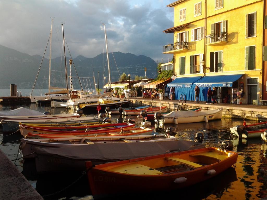 Hotel Danieli La Castellana Lago Di Garda Brenzone sul Garda Bagian luar foto