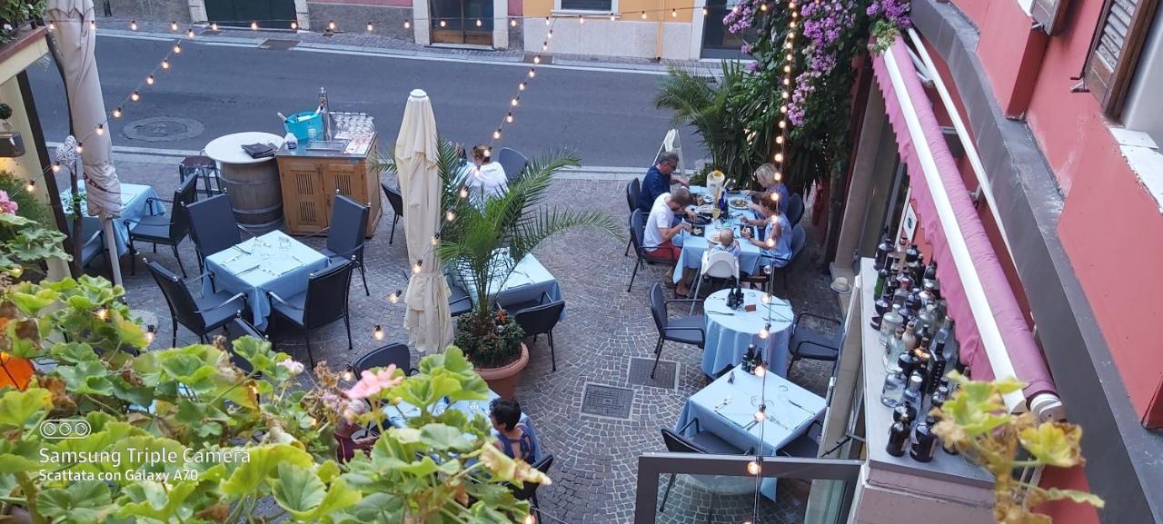 Hotel Danieli La Castellana Lago Di Garda Brenzone sul Garda Bagian luar foto
