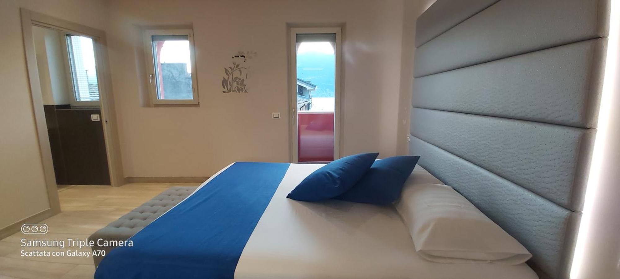 Hotel Danieli La Castellana Lago Di Garda Brenzone sul Garda Bagian luar foto