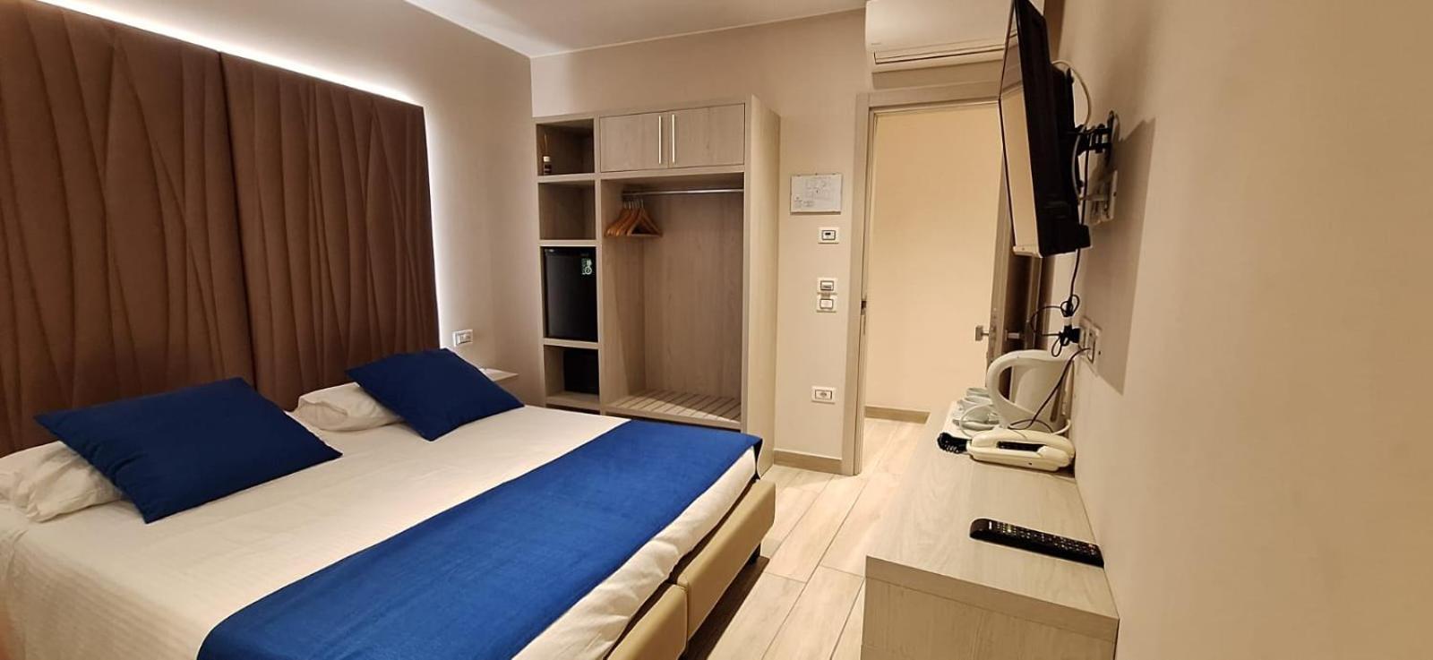 Hotel Danieli La Castellana Lago Di Garda Brenzone sul Garda Bagian luar foto