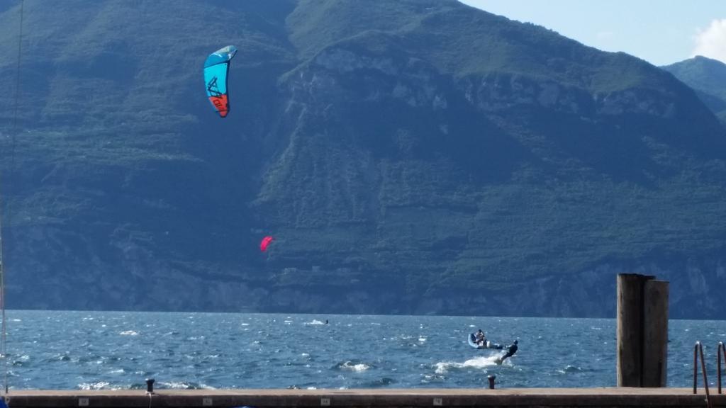 Hotel Danieli La Castellana Lago Di Garda Brenzone sul Garda Bagian luar foto