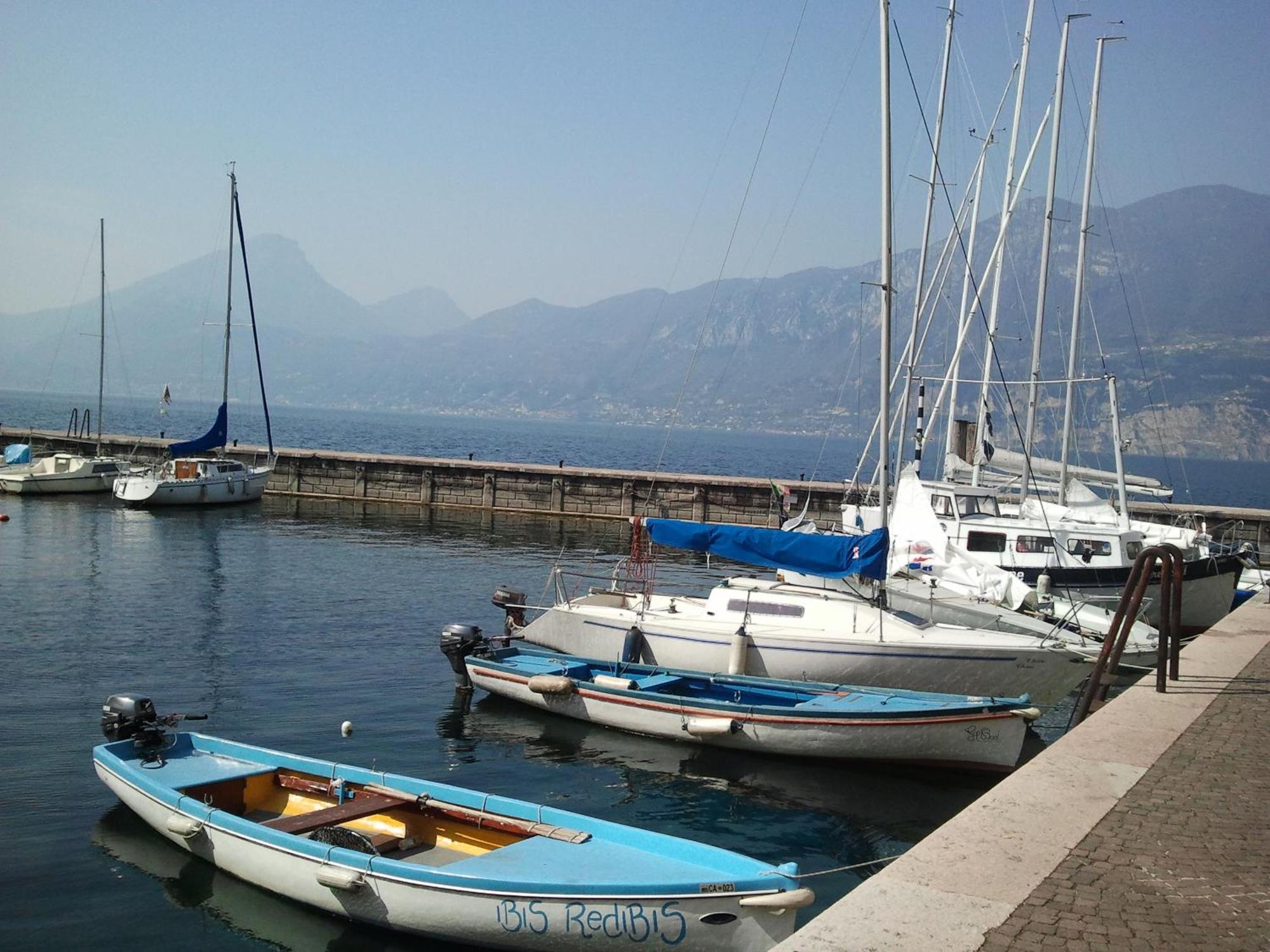 Hotel Danieli La Castellana Lago Di Garda Brenzone sul Garda Bagian luar foto